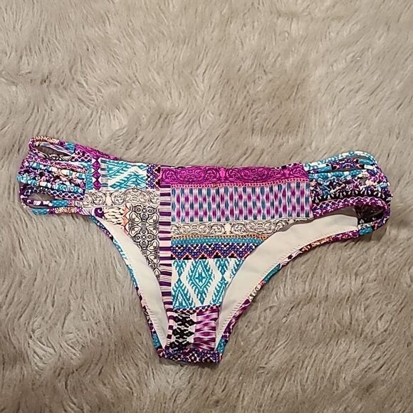 Raisins womens pink and blue pattern lowrise swimsuit bottoms size small‎ - Picture 1 of 5